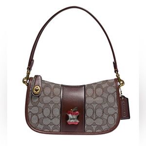 Coach Swinger Bag In Monogram With Apple